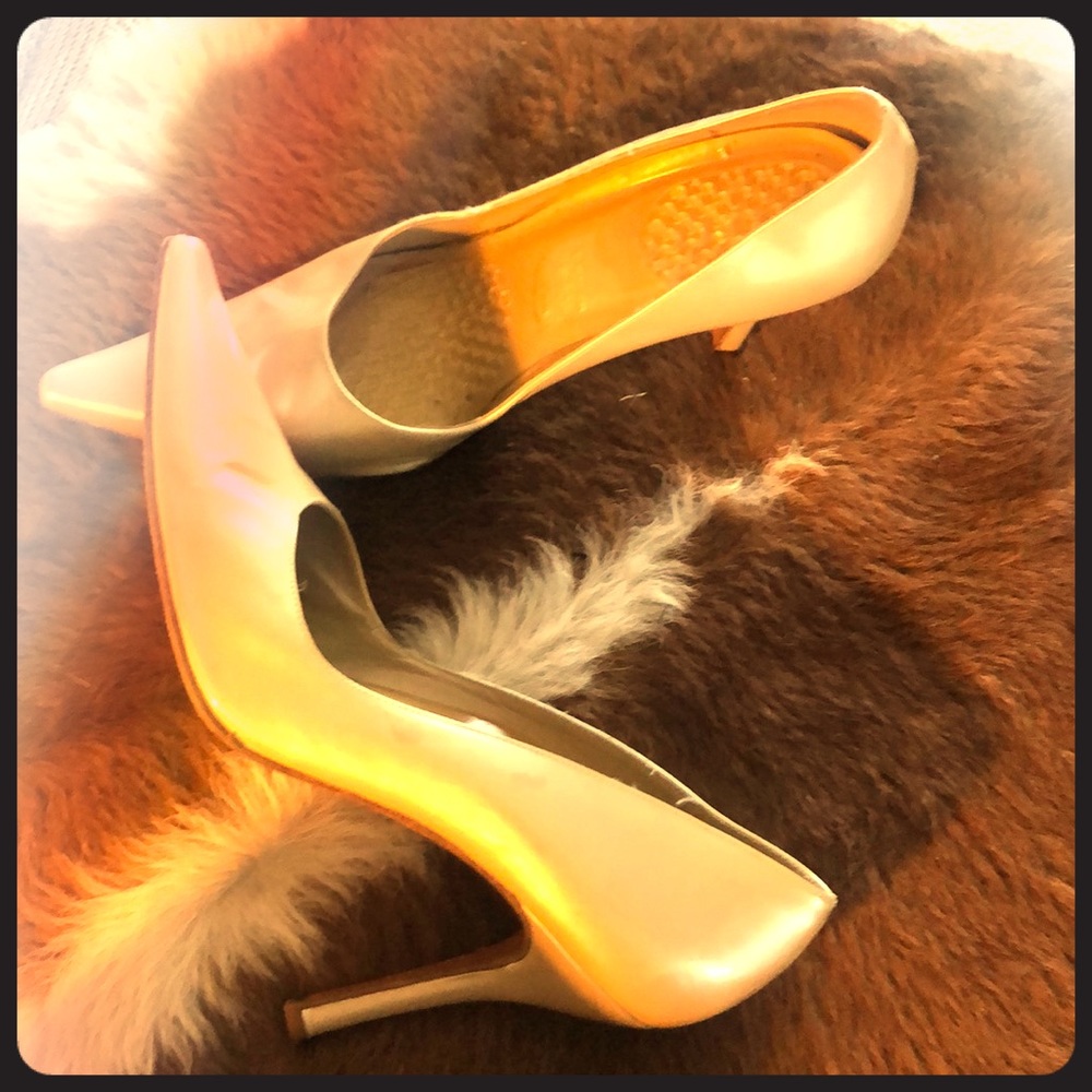 STUART WEITZMAN patent heels